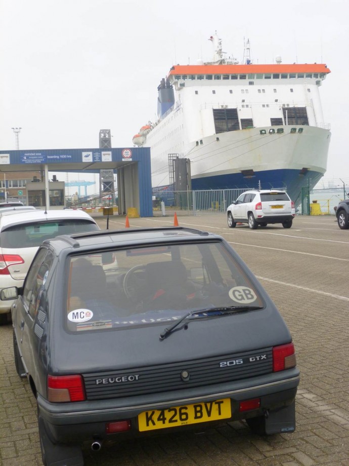 Trevor Ogg-205 GTX - Zeebrugge Feb 2015